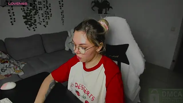 Snapshot of whoa-hoa-hoa-hoa-hoa chatting on January 15, 2026, 6:44 pm whoa-hoa-hoa-hoa-hoa online show from January 15, 2026, 6:44 pm