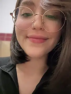 meow girl online show from March 19, 2025, 10:11 am