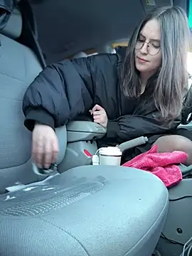 meow girl online show from January 18, 2026, 9:02 am