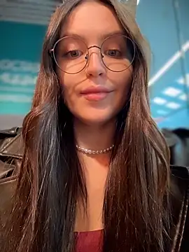 Snapshot of meow_girl chatting on March 5, 2026, 1:08 pm meow girl online show from March 5, 2026, 1:08 pm