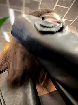 meow girl online show from November 7, 2025, 10:53 am