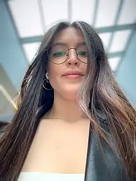 Snapshot of meow_girl chatting on April 7, 2026, 9:55 am meow girl online show from April 7, 2026, 9:55 am
