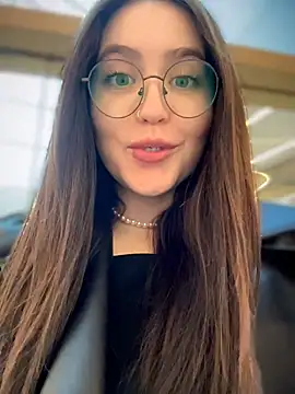 Snapshot of meow_girl chatting on March 13, 2026, 10:42 am meow girl online show from March 13, 2026, 10:42 am