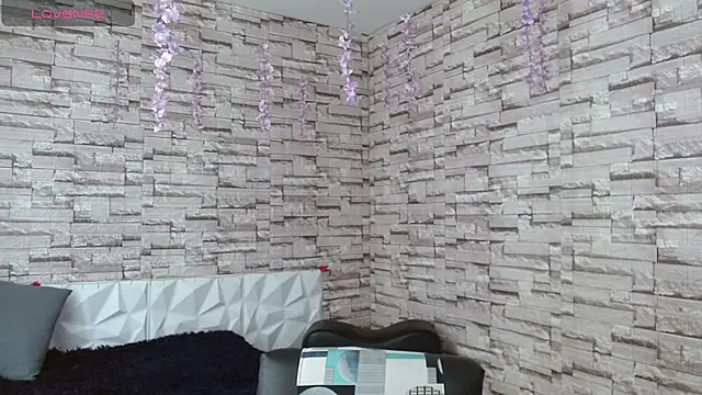 Vanse lust online show from September 30, 2025, 7:42 pm