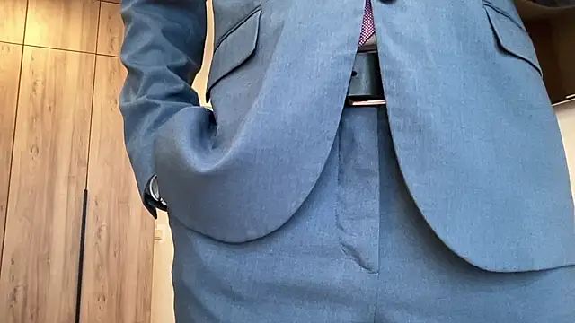 Snapshot of cute_mark chatting on March 4, 2026, 5:59 am cute mark online show from March 4, 2026, 5:59 am