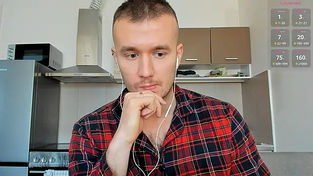 Snapshot of cute_mark chatting on February 17, 2025, 9:03 am cute mark online show from February 17, 2025, 9:03 am