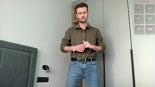 Snapshot of cute_mark chatting on September 21, 2025, 12:21 pm cute mark online show from September 21, 2025, 12:21 pm