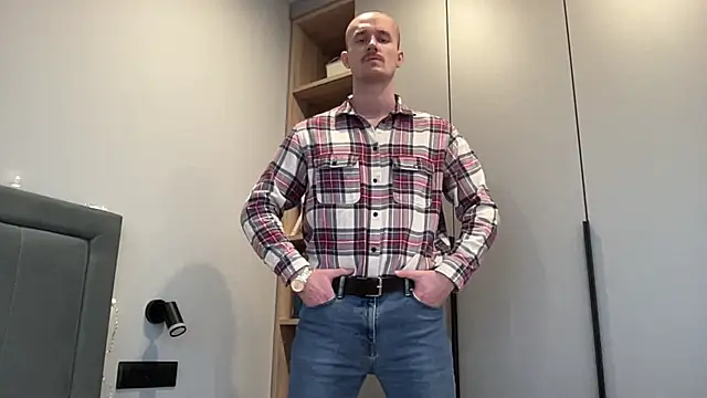 Snapshot of cute_mark chatting on December 20, 2025, 10:07 am cute mark online show from December 20, 2025, 10:07 am