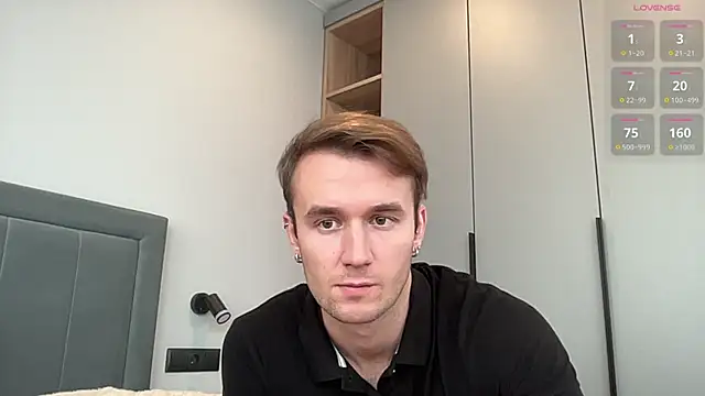 Snapshot of cute_mark chatting on October 6, 2025, 8:04 am cute mark online show from October 6, 2025, 8:04 am