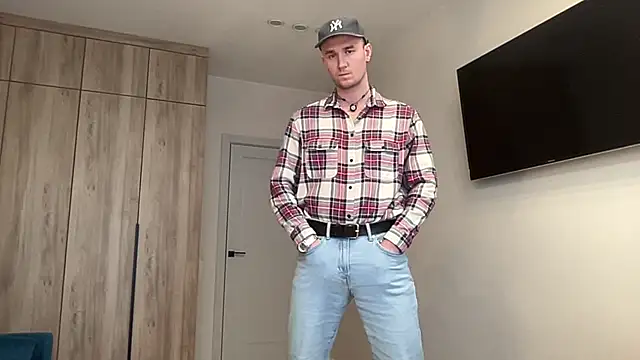 Snapshot of cute_mark chatting on March 3, 2026, 2:13 pm cute mark online show from March 3, 2026, 2:13 pm