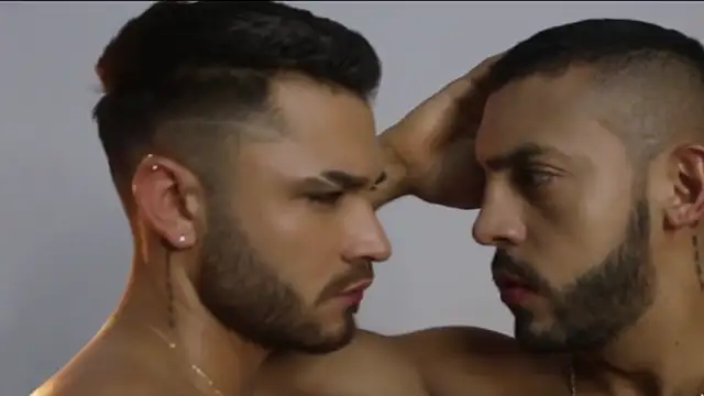 Maximo Marcelo online show from October 15, 2025, 6:49 pm