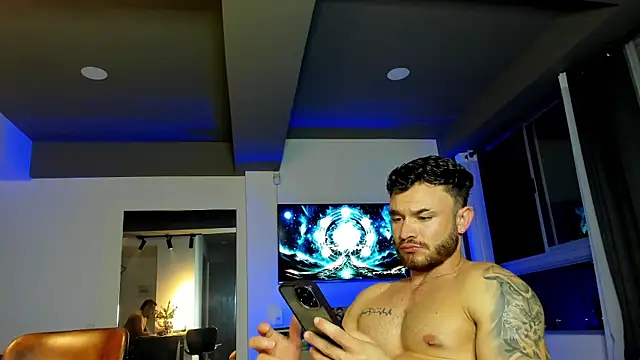 Maximo Marcelo online show from February 4, 2025, 2:28 am