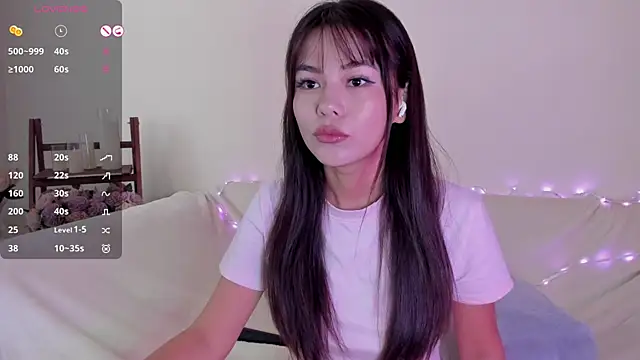 moonlight8  online show from September 29, 2025, 7:48 am