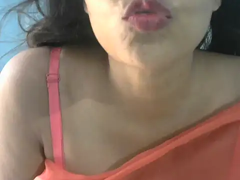 Snapshot of Nehasingh2024 chatting on September 19, 2025, 6:06 am Nehasingh2024 online show from September 19, 2025, 6:06 am