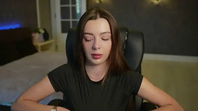 Snapshot of DinaCandy chatting on March 17, 2026, 8:17 am DinaCandy online show from March 17, 2026, 8:17 am