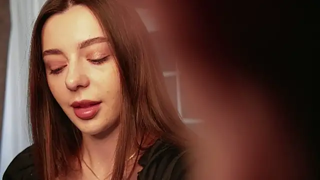 Snapshot of DinaCandy chatting on March 19, 2026, 8:14 am DinaCandy online show from March 19, 2026, 8:14 am