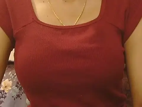 Snapshot of _FluffyHxney_ chatting on September 19, 2025, 4:44 pm  FluffyHxney  online show from September 19, 2025, 4:44 pm