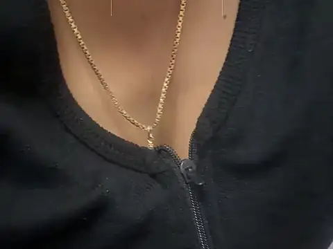 Snapshot of _FluffyHxney_ chatting on December 26, 2024, 4:53 am  FluffyHxney  online show from December 26, 2024, 4:53 am