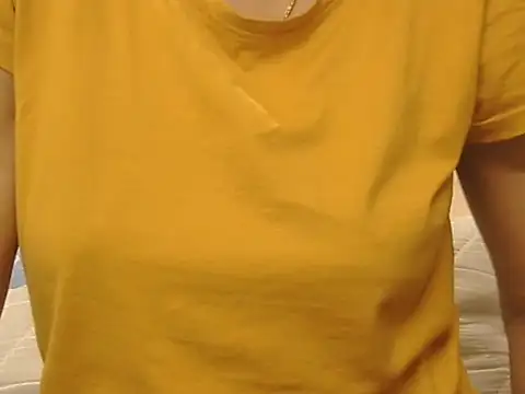  FluffyHxney  online show from November 19, 2025, 2:50 pm