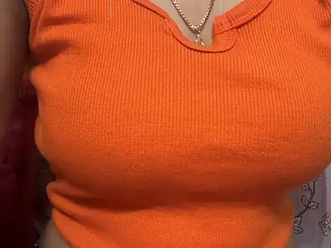 Snapshot of _FluffyHxney_ chatting on December 26, 2024, 7:05 pm  FluffyHxney  online show from December 26, 2024, 7:05 pm