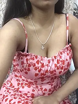 Snapshot of Ishaani_0 chatting on March 13, 2025, 6:23 pm Ishaani 0 online show from March 13, 2025, 6:23 pm