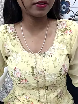 Snapshot of Ishaani_0 chatting on March 15, 2025, 3:37 pm Ishaani 0 online show from March 15, 2025, 3:37 pm