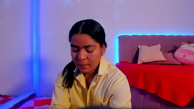 Snapshot of HayamiKioto chatting on December 17, 2025, 12:54 pm HayamiKioto online show from December 17, 2025, 12:54 pm