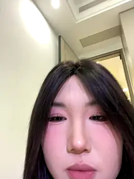 xyebobs online show from November 7, 2025, 2:10 pm