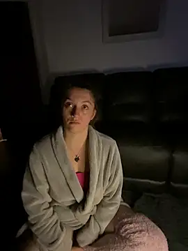 Stoner BarbieXX online show from October 4, 2025, 10:00 pm