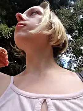 Snapshot of Public_Katrisha chatting on January 15, 2026, 2:20 pm Public Katrisha online show from January 15, 2026, 2:20 pm