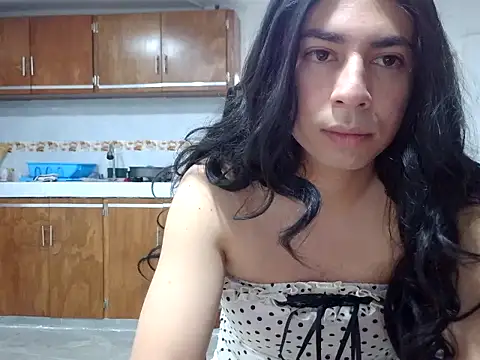 Snapshot of Yasmin_Paez99 chatting on June 3, 2026, 12:33 am Yasmin Paez99 online show from June 3, 2026, 12:33 am