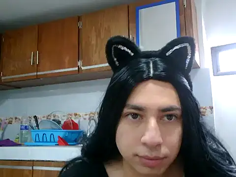 Snapshot of Yasmin_Paez99 chatting on May 3, 2026, 8:23 pm Yasmin Paez99 online show from May 3, 2026, 8:23 pm