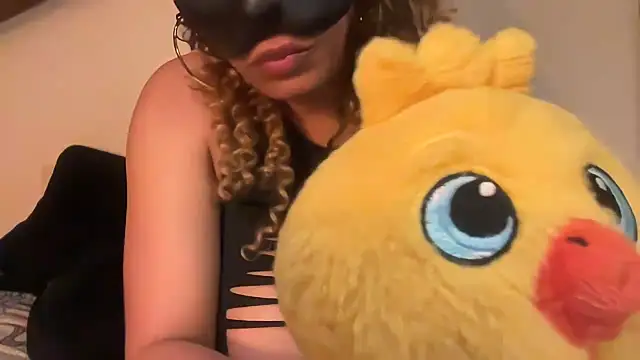 Snapshot of SCARLET-SANTANA chatting on February 19, 2026, 10:07 pm SCARLET-SANTANA online show from February 19, 2026, 10:07 pm