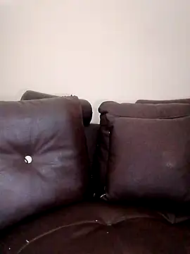 chloewildd  online show from February 7, 2025, 9:37 pm