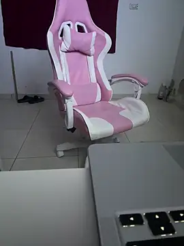 brithneysquirt online show from January 12, 2025, 5:45 am