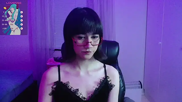 lewd pillows online show from March 15, 2025, 7:59 pm