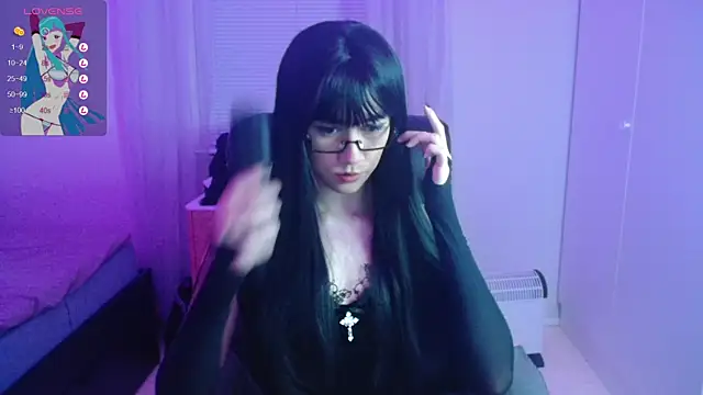 lewd pillows online show from January 29, 2025, 7:53 pm