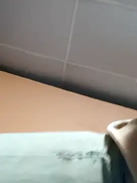 Tu papi 69  online show from September 24, 2025, 12:18 am