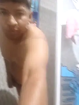 Tu papi 69  online show from September 20, 2025, 4:17 am