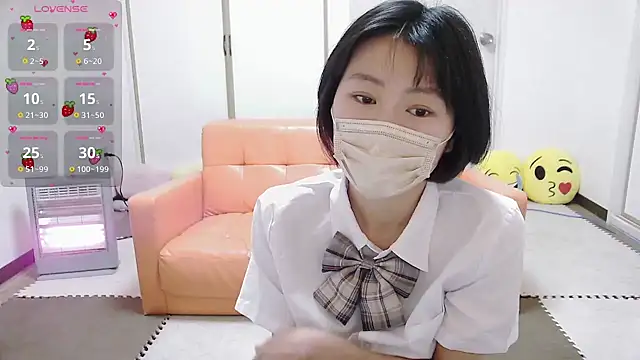 minamina1221 online show from November 22, 2025, 10:30 pm