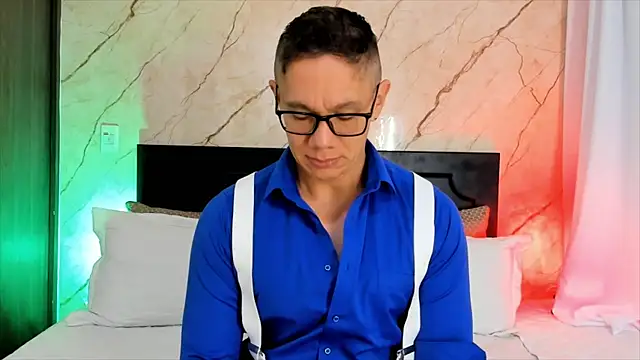 Snapshot of austin_BoyJRG chatting on October 14, 2025, 8:48 am austin BoyJRG online show from October 14, 2025, 8:48 am