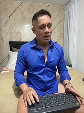 Snapshot of austin_BoyJRG chatting on September 25, 2025, 11:22 pm austin BoyJRG online show from September 25, 2025, 11:22 pm