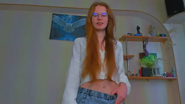 Snapshot of Fire_Luna chatting on February 13, 2026, 6:24 am Fire Luna online show from February 13, 2026, 6:24 am