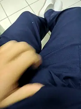 Snapshot of gatmoreno1 chatting on October 7, 2025, 4:19 pm gatmoreno1 online show from October 7, 2025, 4:19 pm