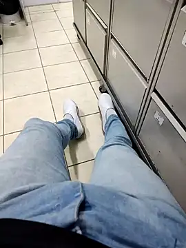 Snapshot of gatmoreno1 chatting on October 4, 2025, 2:18 pm gatmoreno1 online show from October 4, 2025, 2:18 pm