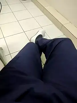 Snapshot of gatmoreno1 chatting on September 30, 2025, 5:08 pm gatmoreno1 online show from September 30, 2025, 5:08 pm