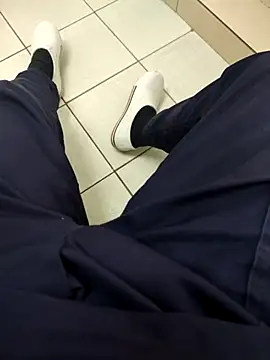 Snapshot of gatmoreno1 chatting on September 17, 2025, 6:43 pm gatmoreno1 online show from September 17, 2025, 6:43 pm