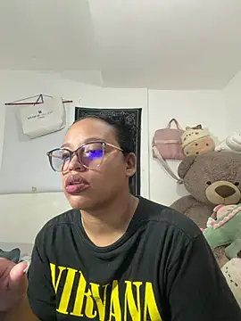 Snapshot of angela_angels_ chatting on March 18, 2026, 8:17 am angela angels online show from March 18, 2026, 8:17 am