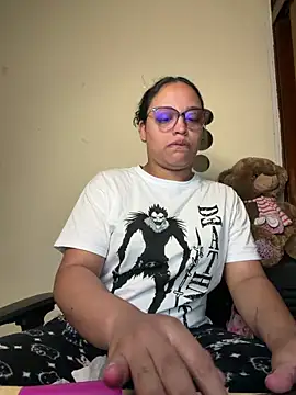 Snapshot of angela_angels_ chatting on May 10, 2026, 4:27 am angela angels online show from May 10, 2026, 4:27 am