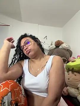 Snapshot of angela_angels_ chatting on February 1, 2026, 10:41 pm angela angels online show from February 1, 2026, 10:41 pm